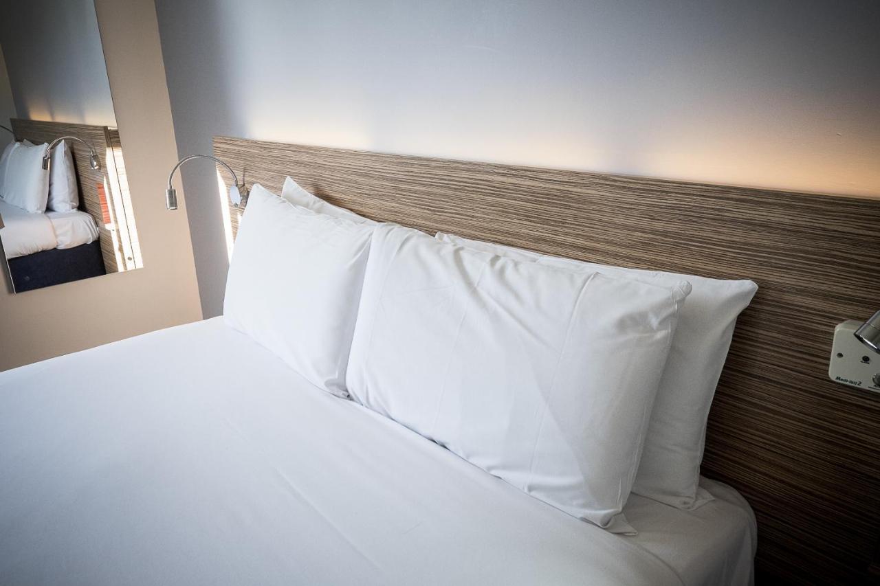 Travelodge Limerick Junction Oda fotoğraf